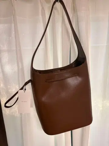 [ 완판템 ] ROH SEOUL/숄더백/브라운