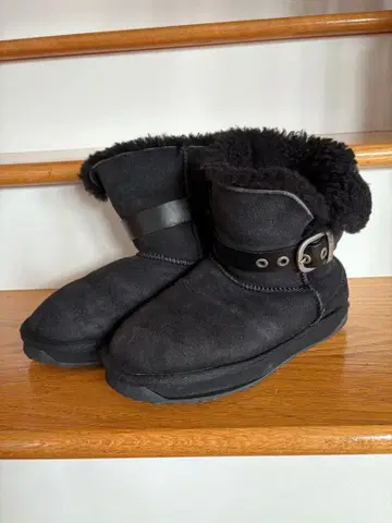 emu 어그 부츠 블랙 23