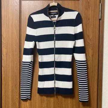 타미힐피거 (TOMMY HILFIGER) 스트라이프 긴팔 스웨터 S