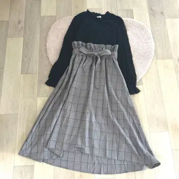 axes femme 레이스 도킹 롱 원피스 클래시컬 페미닌