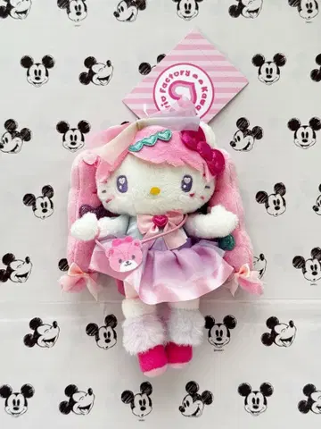 산리오 하라주쿠 키티 마스코트 패션