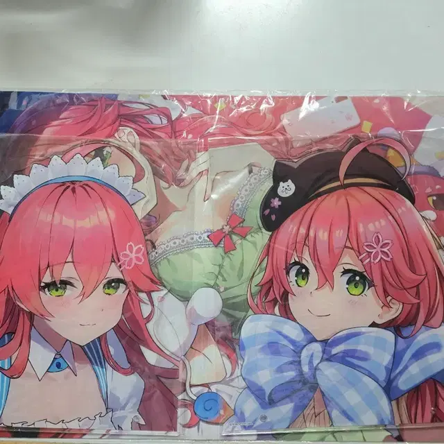 홀로라이브 사쿠라미코 로손 빅페이스 아크릴스탠드 판매합니다.