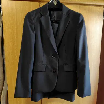 블랙 취업 정장 (자켓 스커트) 사이즈 7호