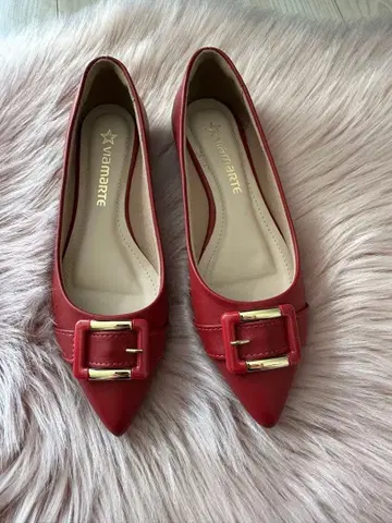 미사용 새상품 화려한 레드 플랫슈즈 23cm