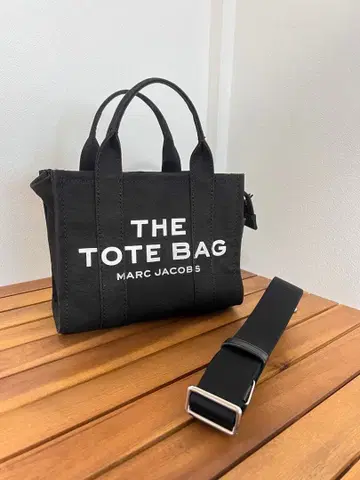 [ 최종 가격 인하 ] MARC JACOBS THE TOTE BAG 블랙