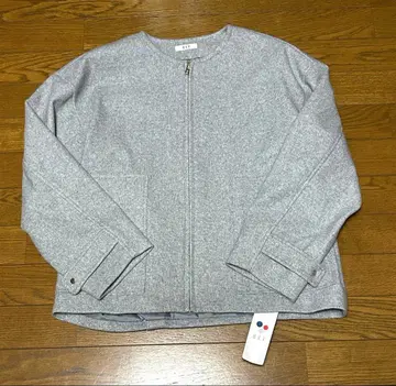 택 포함 새상품! a.v.v 아베베 멜톤 자켓 숏 기장 코트