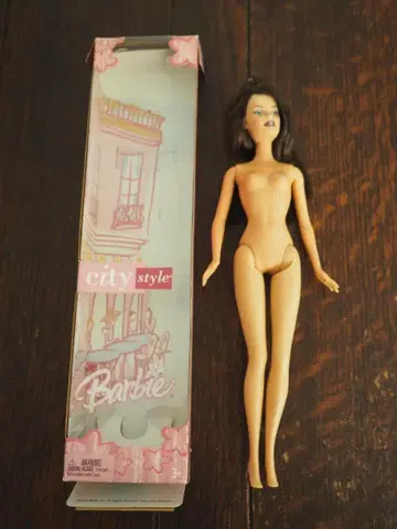 바비 city style 인형 본체