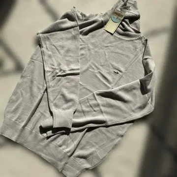 [택 포함 새상품] crocodile 얇은 소재 그레이 터틀넥 스웨터