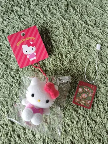 SANRIO 키티 플로키 봉제 인형 키링 Xmas 스티커 덤 포함