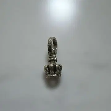 ROYAL ORDER 펜던트 크라운