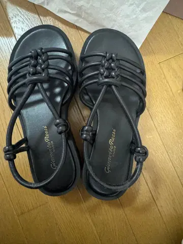 Gianvito Rossi 블랙 샌들