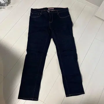 TOMY HILFIGER 스트레이트 데님 미사용품