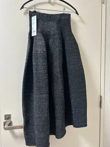 [ 새상품 ] CFCL POTTERY 글리터 멀티 라메 스커트