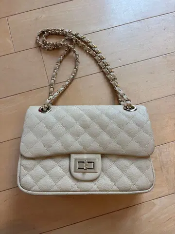 잡화 박스 ORNELLA/올넬라 퀼팅 체인 백 M