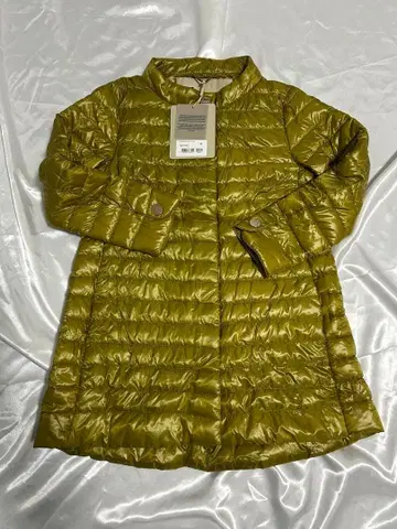 택 포함 새상품 HERNO 다운 자켓 38