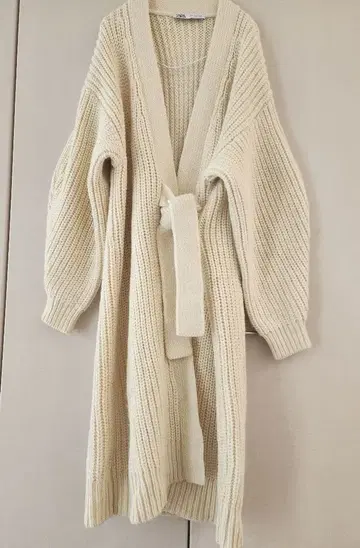 ZARA 두꺼운 원단 롱 니트 코트 M 롱 니트 아우터