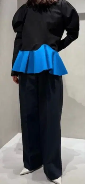 HeRIN.CYE Ponte peplam tops