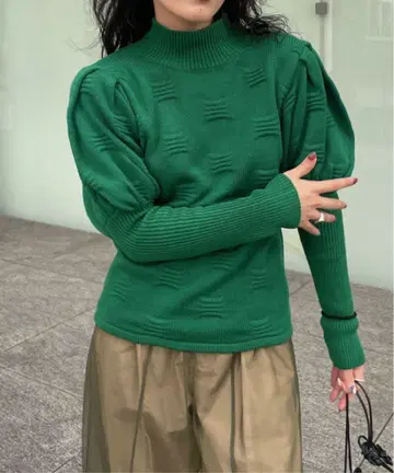 Ameri SHRINK PUFF SLEEVE KNIT TOP