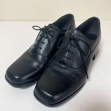 캠퍼 블랙 가죽 레이스업 슈즈