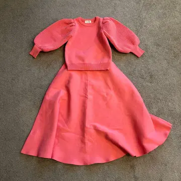 iDea Luce 핑크 스커트 셋업 사이즈 F