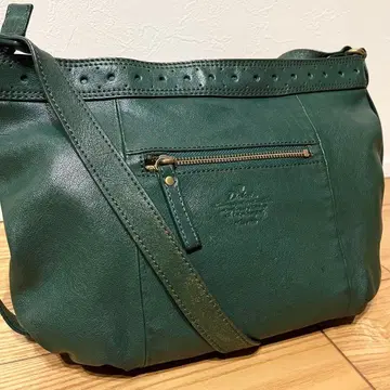 Dakota 다코타 그린 녹색 가죽 숄더백