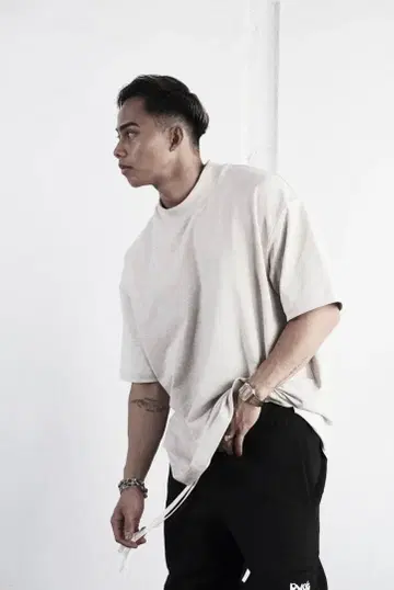 pvot mock neck T-shirts XL