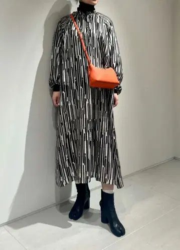 [ 미사용 ] 실크 100% 원피스