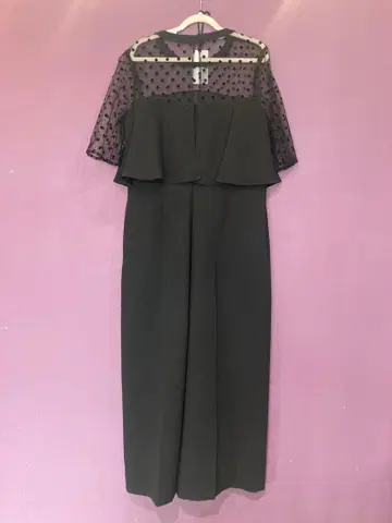 그레이스 콘티넨탈 도트 무늬 시스루 소매 올인원 블랙