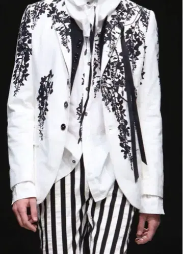 안둠므 스멜테르 본인기 등나무 꽃 셔츠