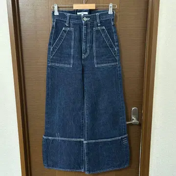 정가 33,000 UN3D. 턱 데님 팬츠 인디고 블루 3