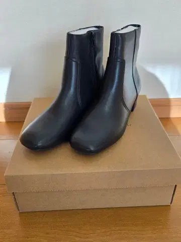 새상품 S 사이즈 숏부츠 블랙