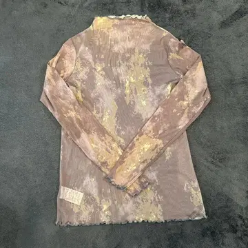 아트풍 브라운 골드 긴팔 상의