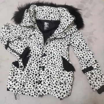 달마시안 패턴 코트, 어린이에게 어떠신가요?