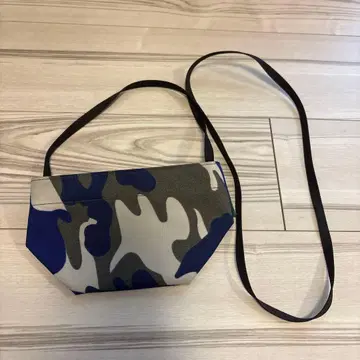 에르베샤 펠리에 숄더백