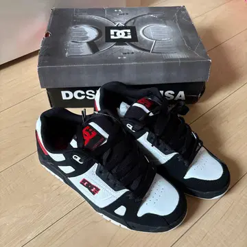 DC 스니커즈 29cm 새상품 미사용