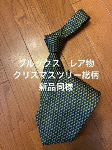 브룩스브라더스 크리스마스 트리 총패턴 넥타이