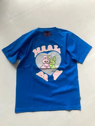 Heaven by marc jacobs heal me 티셔츠