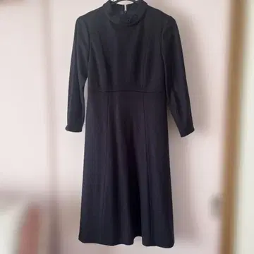 네이비 하이넥 긴팔 원피스