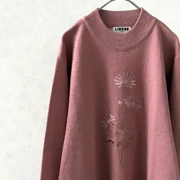 LIBENE 니트 스웨터 모크넥 꽃무늬 자수 사이드 슬릿 울 혼방