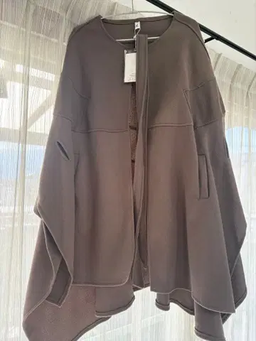 브라운 판초 케이프 코트 미사용 새상품