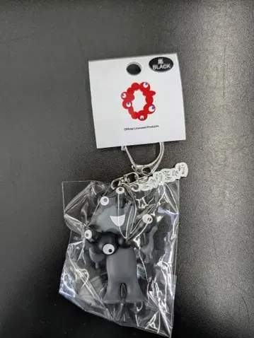 블랙 미야쿠미야쿠 키링