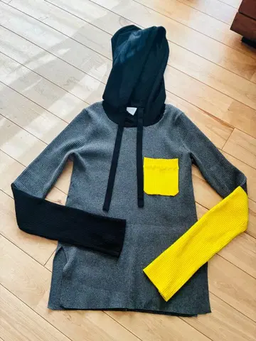 새상품 OMMO HOODIE KNIT TOP GLAY