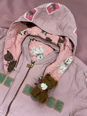 핑크하우스 테리어 강아지 코사지 부착 블루종 자켓