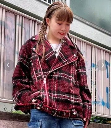 Candy Stripper NEEDLE LIKE RIDERS