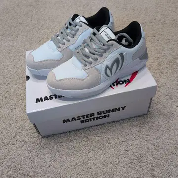 MASTER BUNNY 에디션 골프화 23.5cm