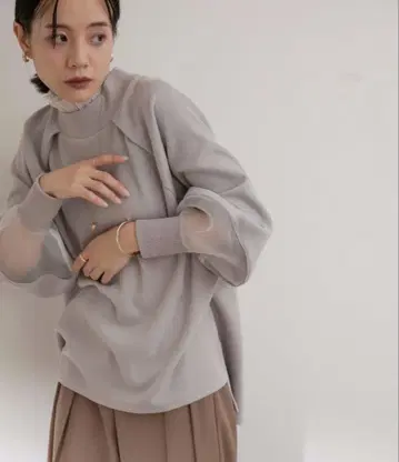 eimee law 시어 슬리브 디자인 하이넥 상의