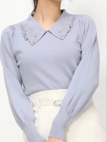 MISCH MASCH 미슈마슈 카라 자수 니트