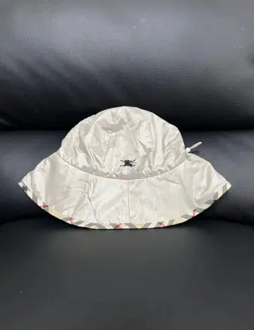 실버 버킷햇 로고 자수