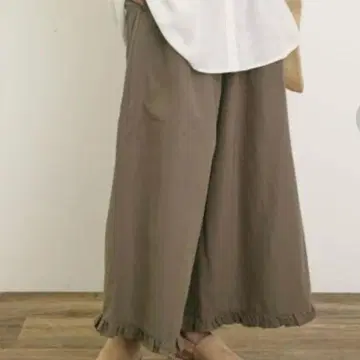 사만사 모스모스 면린넨 밑단 프릴 팬츠 (모카) L 사이즈