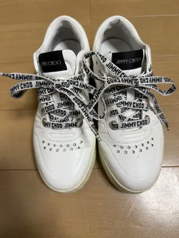 지미추 화이트 스니커즈